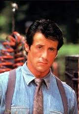 Сталлоне хүүтэйгээ салах ёс гүйцэтгэв